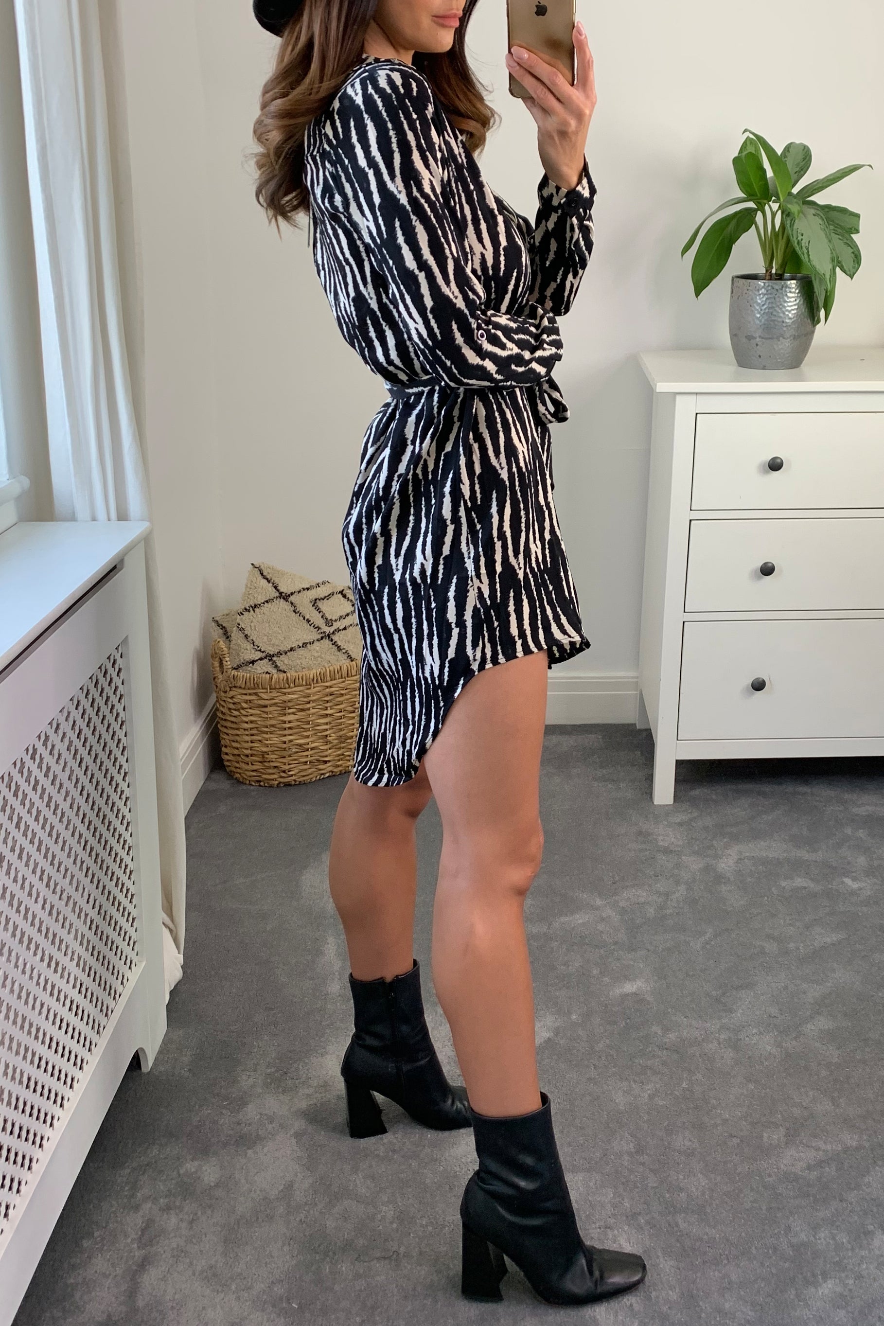 Abstract Print Shirt Dress BLACK